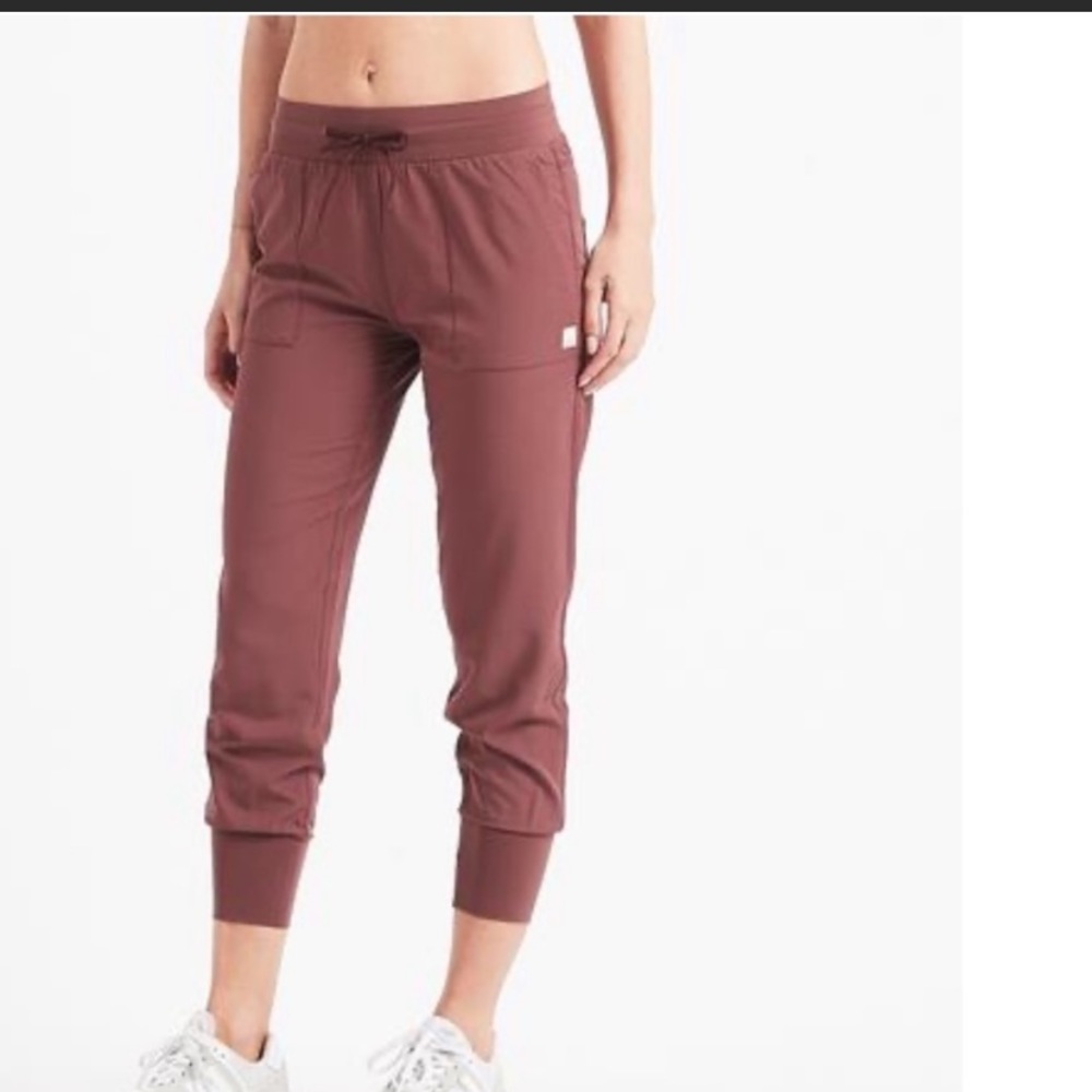 Vuori Summits Woven Jogger in Fig. Never worn.